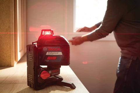 Clear room layout fast with a 360 degree three plane laser delivering bright alignment lines, long battery life via VISIMAX tech