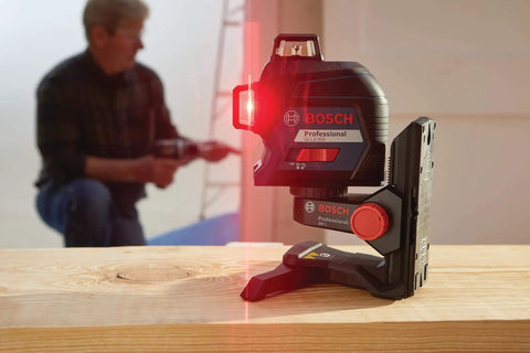 Clear room layout fast with a 360 degree three plane laser delivering bright alignment lines, long battery life via VISIMAX tech
