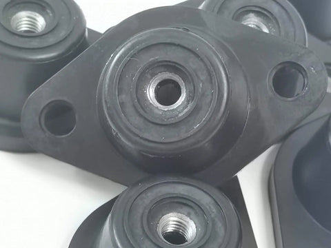 Dampen vibration and noise with this four piece M8 rubber in turret mounts set, featuring natural rubber and steel base.