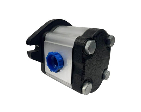 Side view of Magister Hydraulic Gear Pump 9 Tooth Spline Shaft 0.38 CID, 3.29 GPM, CW Rotation, Cast Iron Hydraulics