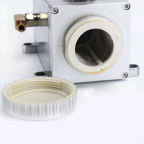 Close-up of Heavy Duty Manual Oil Pump For CNC Machines And Milling Lathes, 500cc Aluminum Alloy Hand Operated Lubrication Tool.