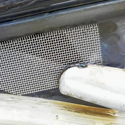 Auto Body Bumper Repair Welding Mesh Patch for Cracks and Holes, Durable Metal Wire Screen installed on car bumper