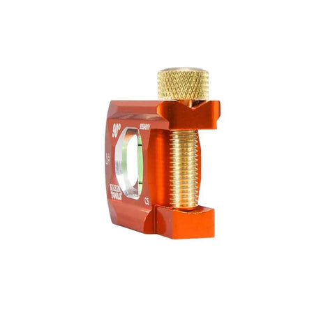 Compact 2.5 inch no-dog conduit bending level with 1 vial and ACCU-BEND design features orange body and thumbscrew