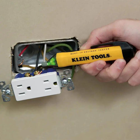 Non Contact Voltage Tester NCVT1P Handheld 50 To 1000 Volt AC Detection With Audible Alarm used near wall outlet