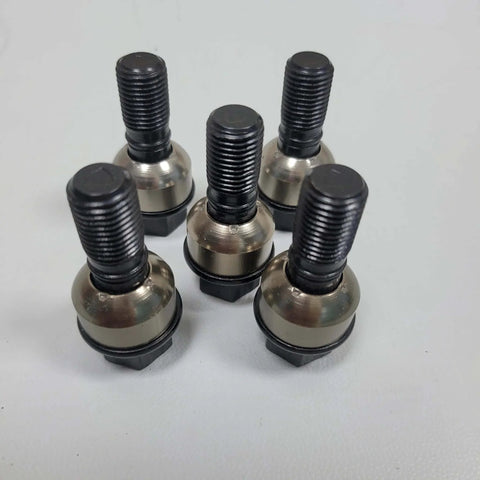 Parts NO# WHT006978 Wheel Bolt 5pack showing OEM replacement wheel bolts for 5-lug vehicles.