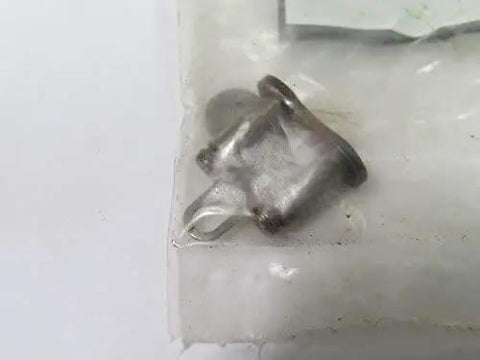 Beefed Up RC-35 Offset Link Single Link With Pin And Retaining Clip For Industrial Machinery in packaging