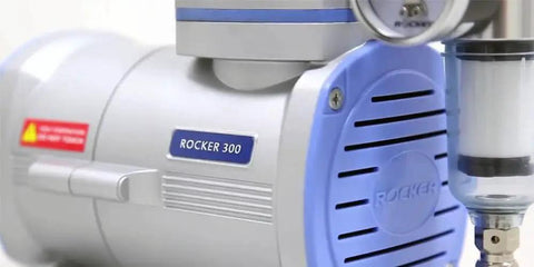 Close-up of the Oilless Vacuum Pump For Lab Filtration With 99 mbar Vacuum, 23 Lpm Airflow, showcasing its compact design and efficiency.