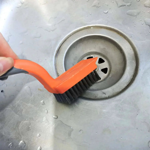 Wire Brush 3Pcs Brass/Stainless Steel/Nylon Wire Brushes cleaning sink, orange rubber handle, close-up on stainless steel bristles