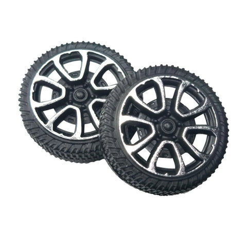 100pcs Plastic Toy Wheels 30mm Diameter with 2mm Shaft Hole for Car Truck Model Toys Black and Silver Dual Wheels