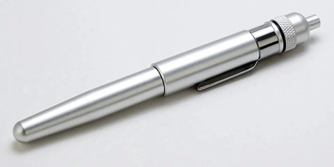 Precision Oiling Pen For Tight Spots And Machinery Titan 15200 with aluminum body and pocket clip