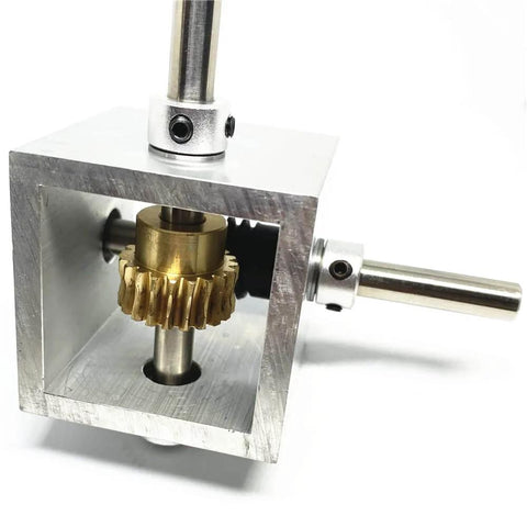 Close-up of a 10:1 Right Angle Worm Gearbox 90° Angle Drive Steering Gear Device 20T Reduction Gearbox Simple Mechanical DIY Module with 6mm Shaft