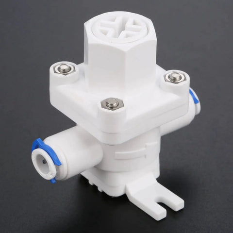 RO Water Pressure Regulator And Flow Regulator For Reverse Osmosis Systems One Quarter Inch Quick Connect Reducing Valve
