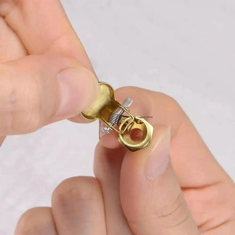 Close-up of a Spring Brass L Shape Oil Cup Cap from BE TOOL, showing durable and rust-resistant design, M12x1.25 thread, ideal for lathe machines.