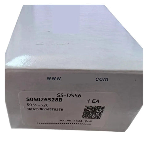 Box containing High Purity High Pressure Manual Ferrule Diaphragm Valve Stainless Steel DSS6 with label SS-DSS6