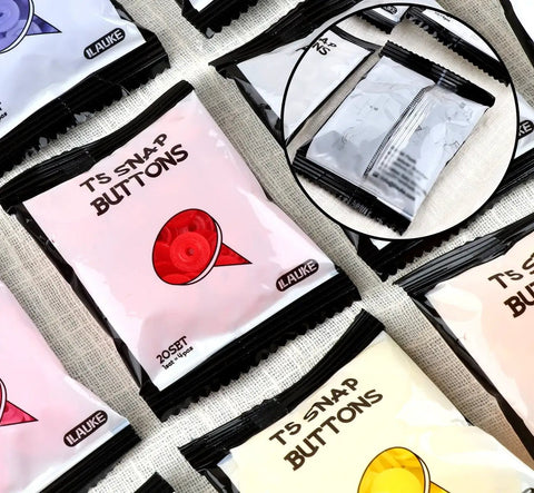 400 Snap Button Sets With Snap Pliers T5 Plastic Snaps No Sew Fasteners in packets of various colors.