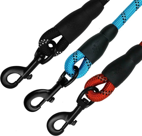 Three Quarter Inch Heavy Duty Swivel Snap Hooks Black Electrophoresis Coating Four Pieces Dog Clips on colored ropes