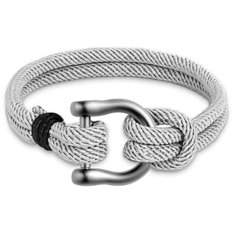 FEGVE Small Titanium Key Ring with Screw Shackle shown as a bracelet in silver with D-ring detail.