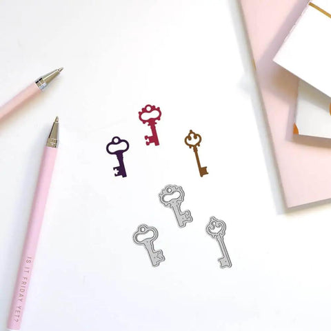 Retro Keys Cutting Dies Set For Scrapbooking And Card Making, Delorigin 16pcs vintage key die cuts on crafting table