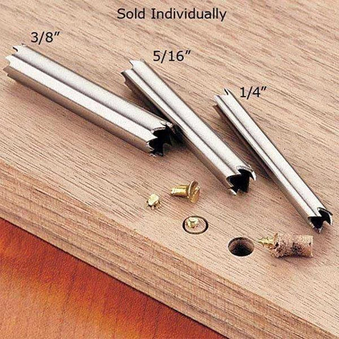 Woodriver Single Screw Extractor 1/4 inch with additional sizes shown on a wooden surface